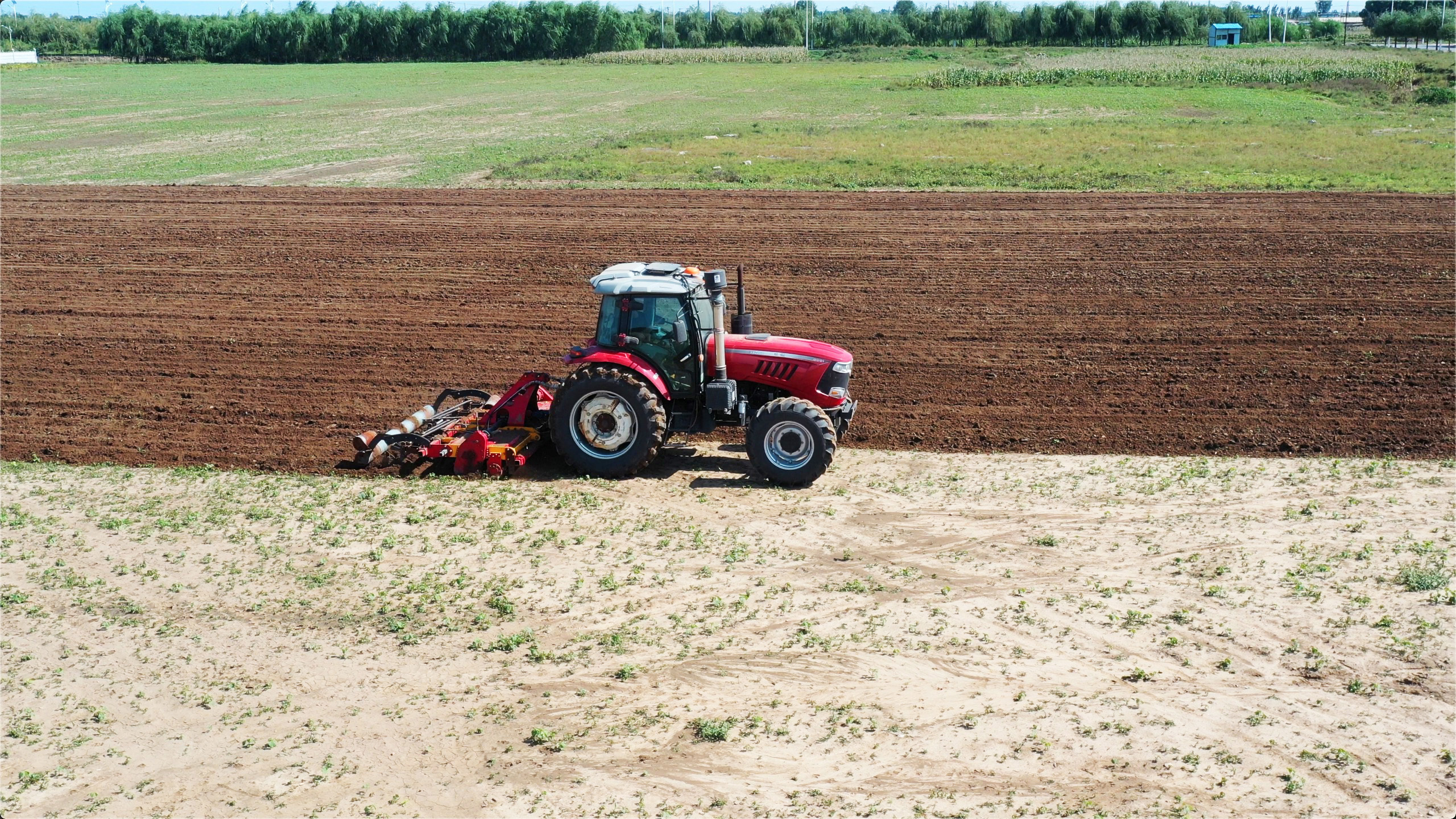 Sistema de conducción automática de maquinaria agrícola HD408